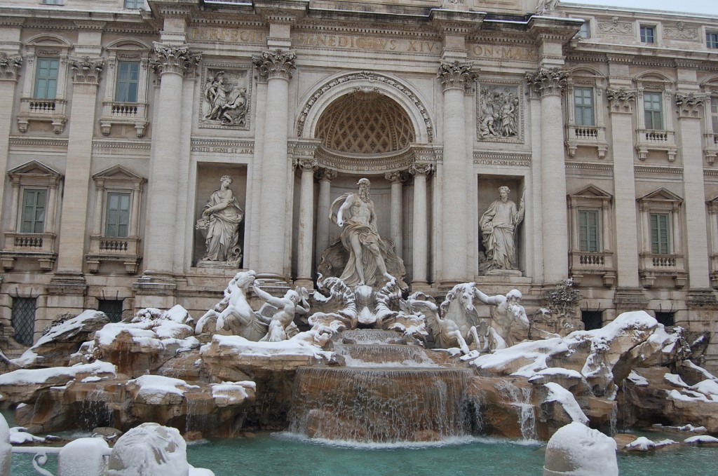 trevi fountain in snow