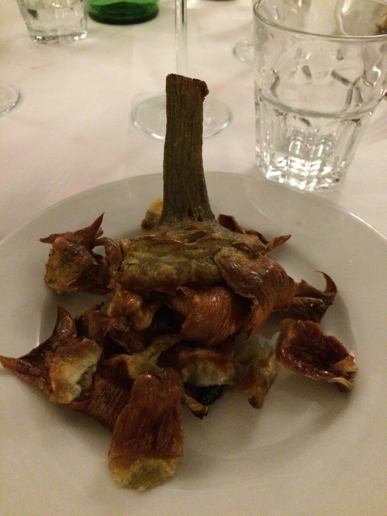 carciofi alla giudia is a kind of fried artichoke served at at Flavio al Velavevodetto