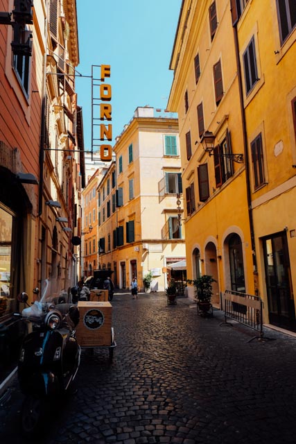 Antico Forno Roscioli for street food in Rome