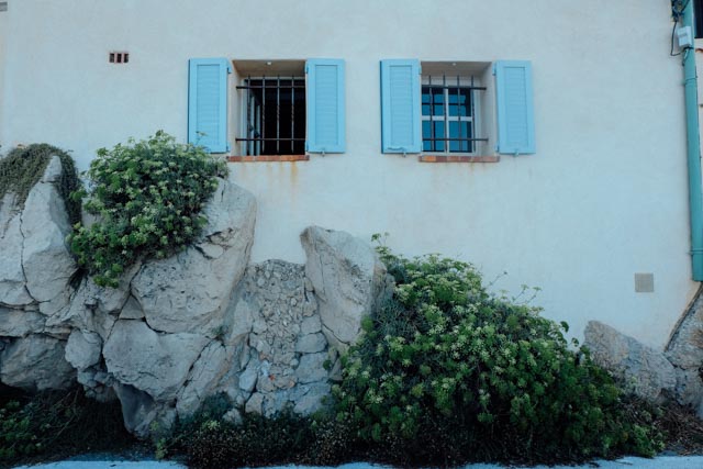 Blue shutters in Antibes