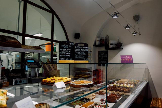 French bakery in Trastevere Rome