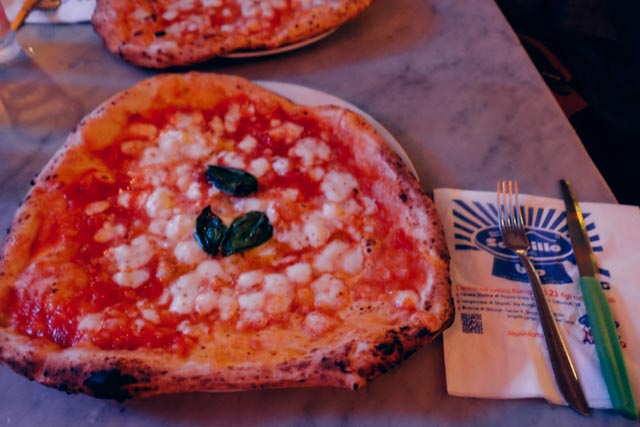 the classic pizza at Sorbillo's is the best pizza in Naples