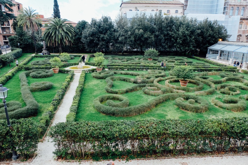 garden at palazzo barberini