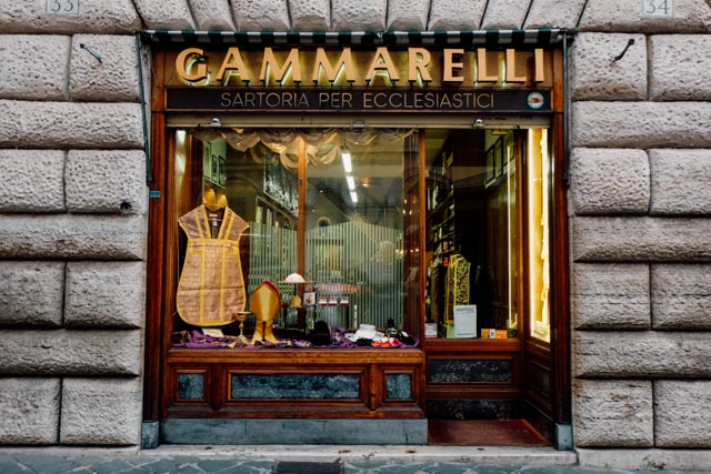 gammarelli pope tailor