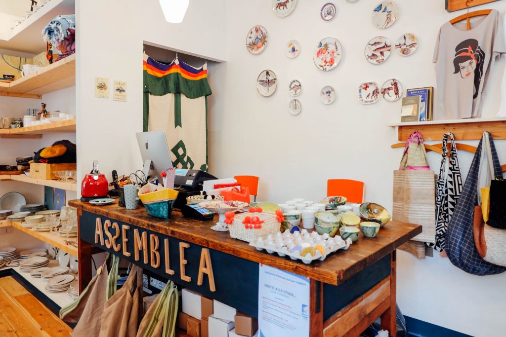 Assembled store in Testaccio selling all artisan products