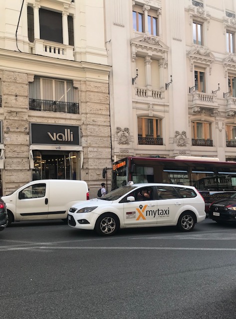 MyTaxi app Rome