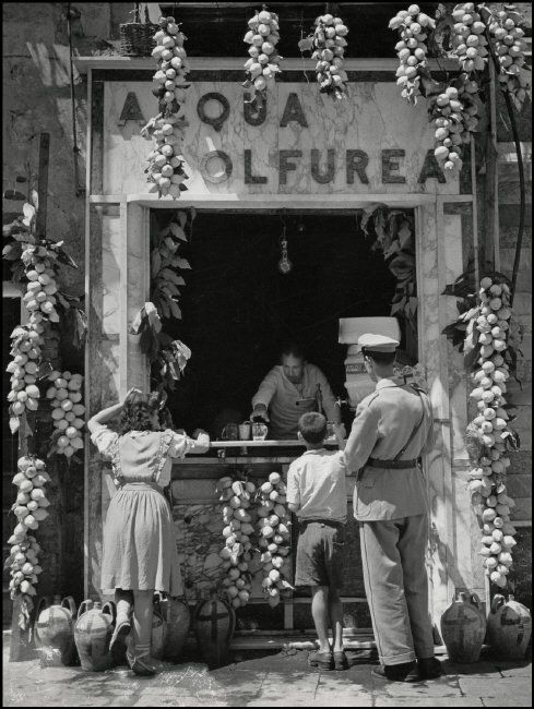 Herbert List ITALY. Naples. Lemonade Seller. 1949