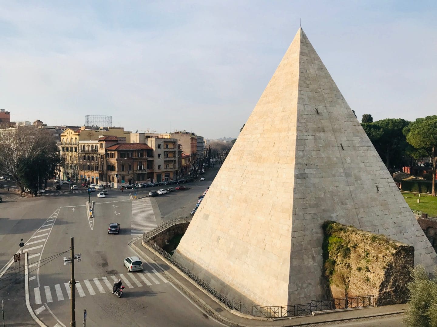 view of the rome pyramid with the Via Ostiense museum