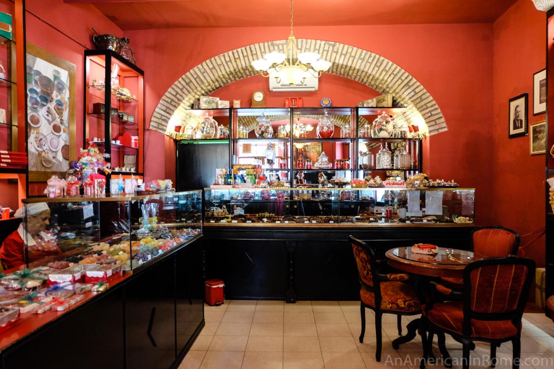 Moriondo e Gariglio red interior of chocolate shop