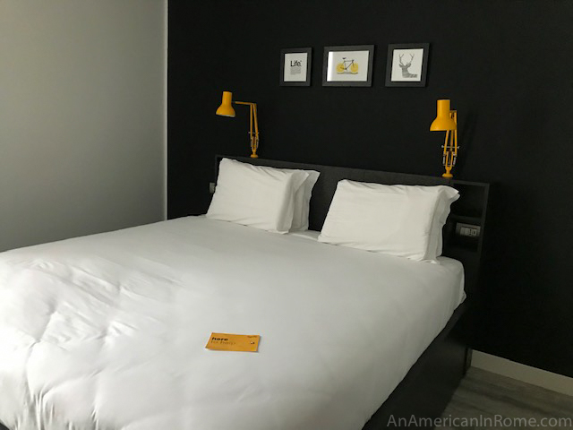 staycity hotel room