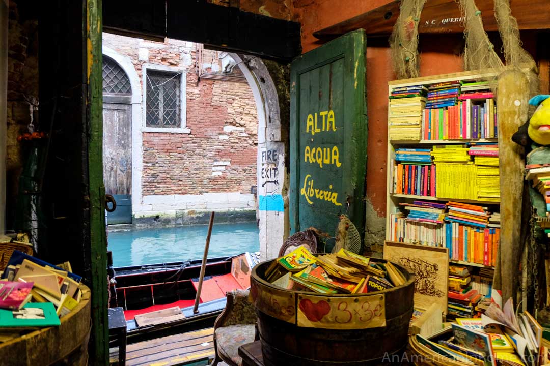 Libreria Acqua Alta: Venice's Most Beautiful Bookstore - An ...